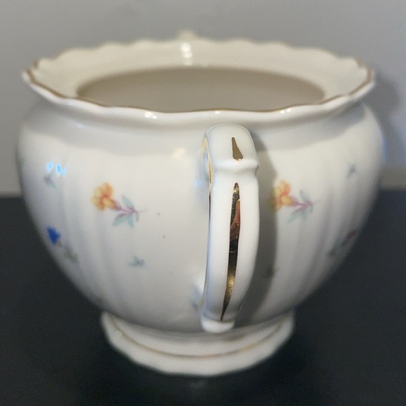 Syracuse China Suzanne sugar bowl with a lid. Floral Design.  Vintage 40’s-70’s. - Picture 10 of 11